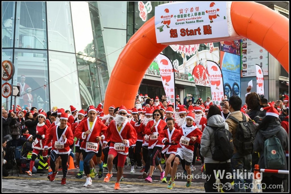 141214 Santa Run - 0025