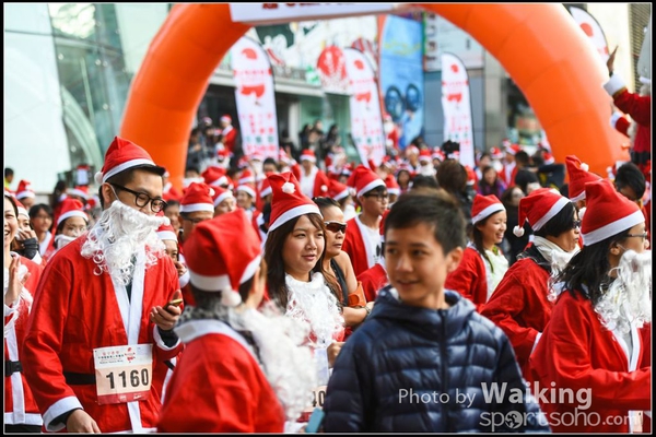 141214 Santa Run - 0033