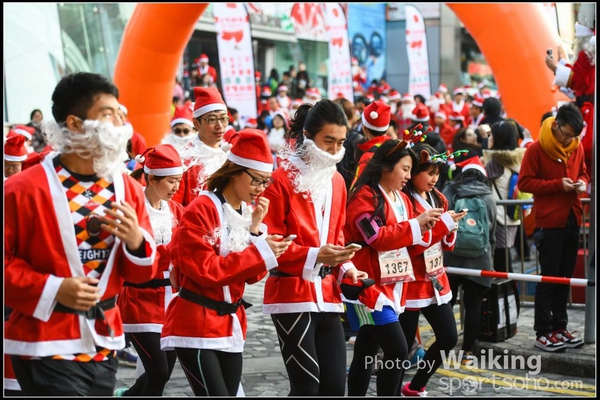 141214 Santa Run - 0037