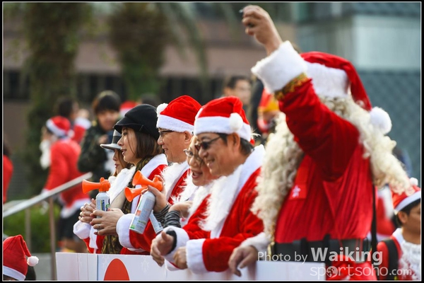 141214 Santa Run - 0042