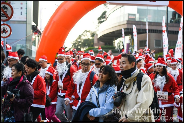 141214 Santa Run - 0051