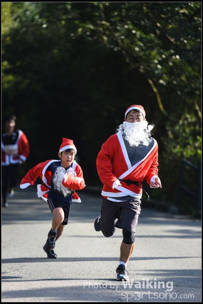 141214 Santa Run - 0086