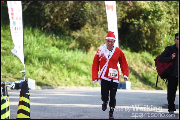 141214 Santa Run - 0096