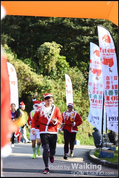 141214 Santa Run - 0163