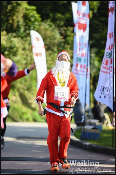 141214 Santa Run - 0176