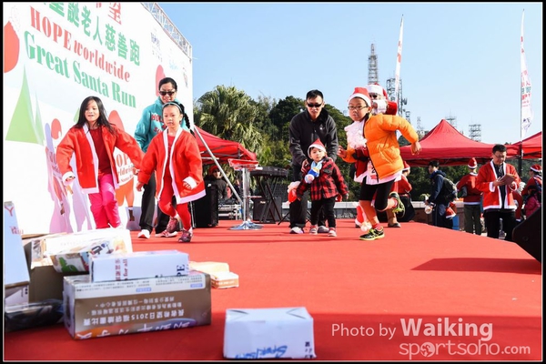 141214 Santa Run - 0229