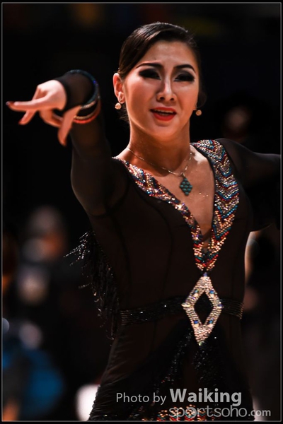 141221 Dancing - 0147