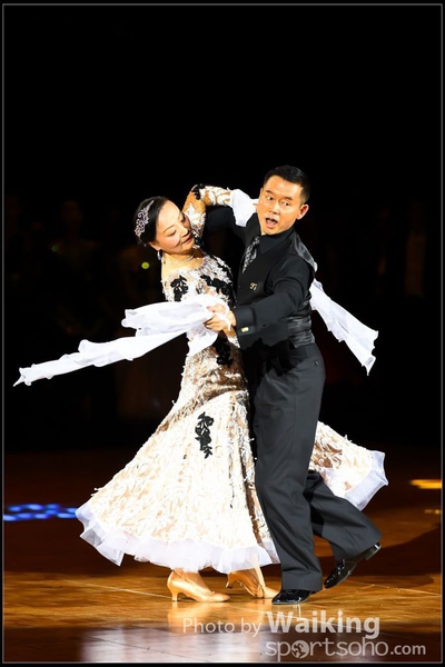 141221 Dancing - 0405