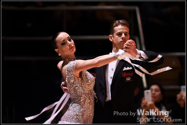 141221 Dancing - 0437