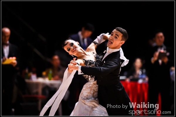 141221 Dancing - 0453