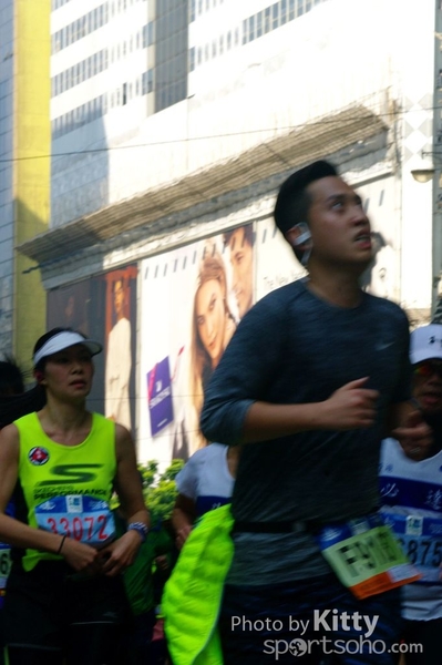 SG201204