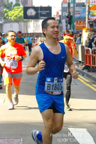 SG200833