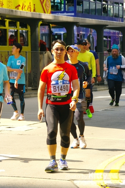 SG201003
