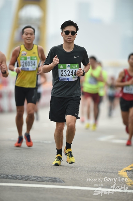 LEE_4057