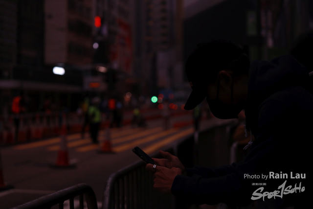RAIN9733
