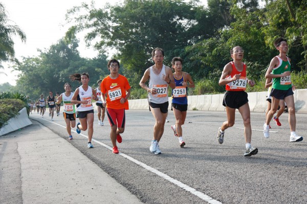 Asics 10K 2010 235