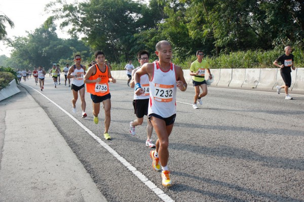 Asics 10K 2010 360