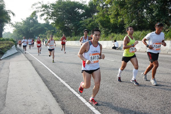 Asics 10K 2010 365