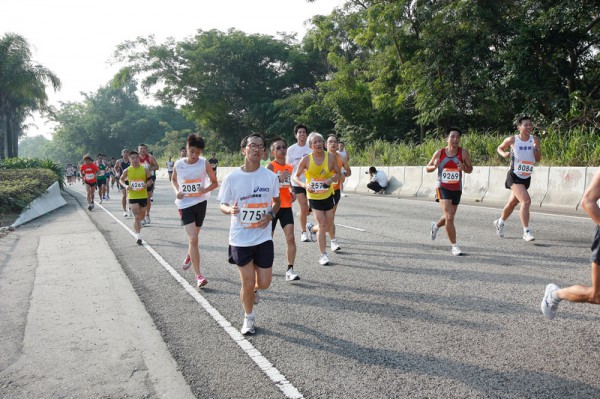 Asics 10K 2010 575