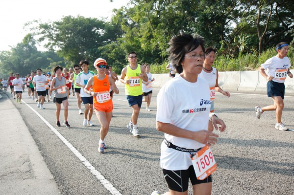 Asics 10K 2010 700