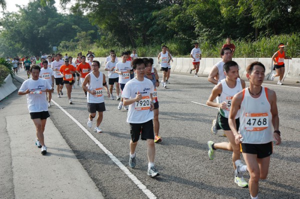 Asics 10K 2010 839