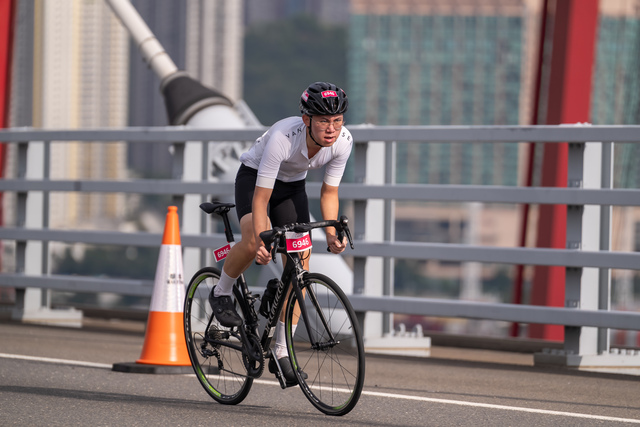 Desmond Chan 20231022 30K A1_DAC4906