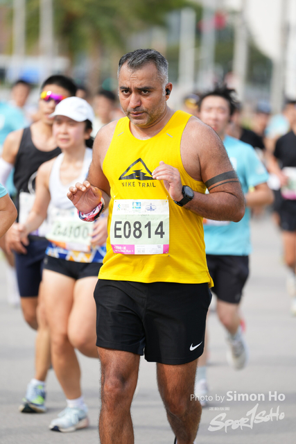 SIM09518