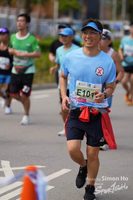 SIM03318