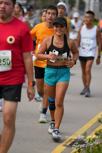SIM03583